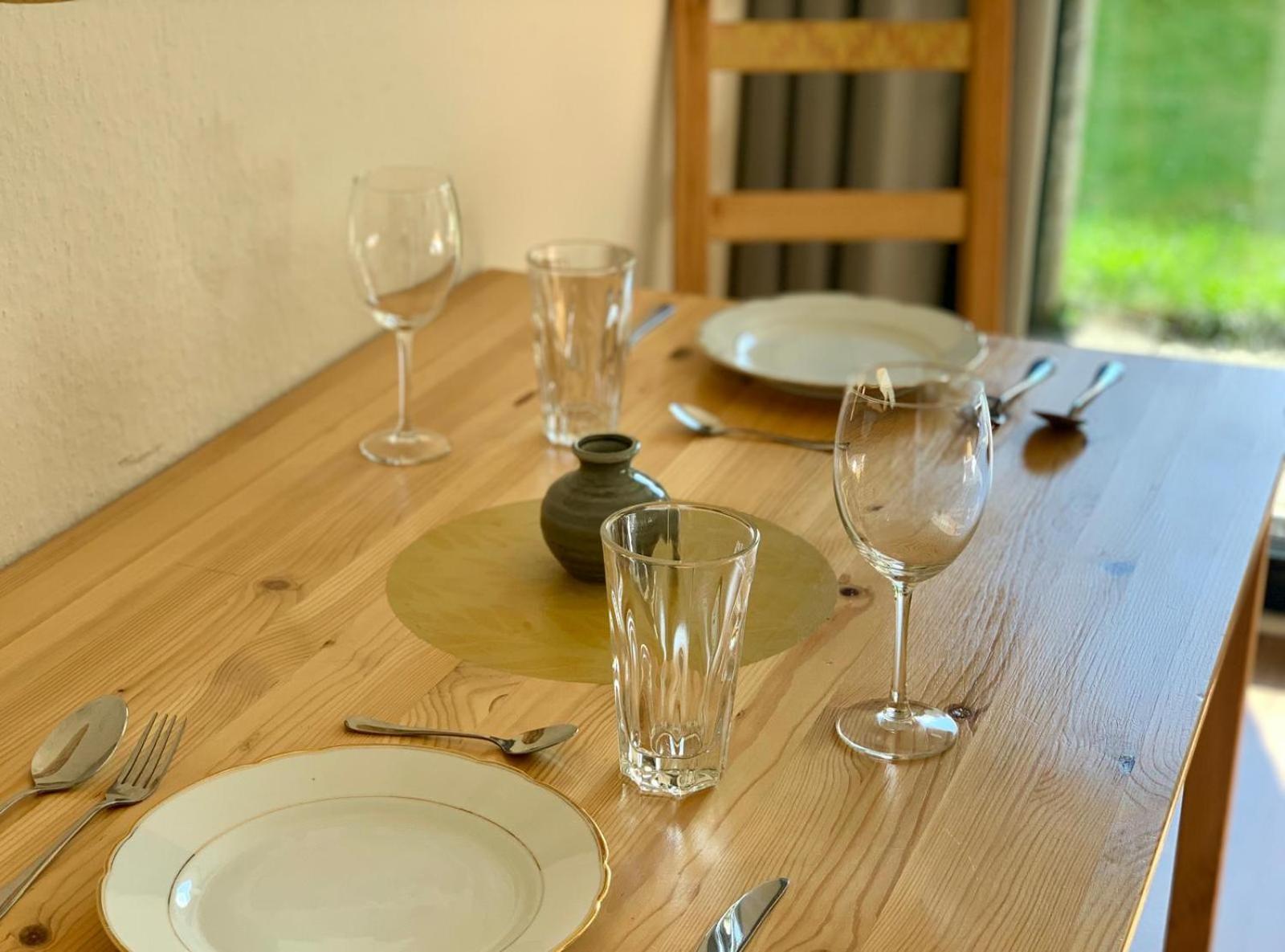 Tt Living Apartment Luebeck I Souterrain Wohnung Mit Terrasse I Naehe Hbf I Kostenlos Parken Exterior photo